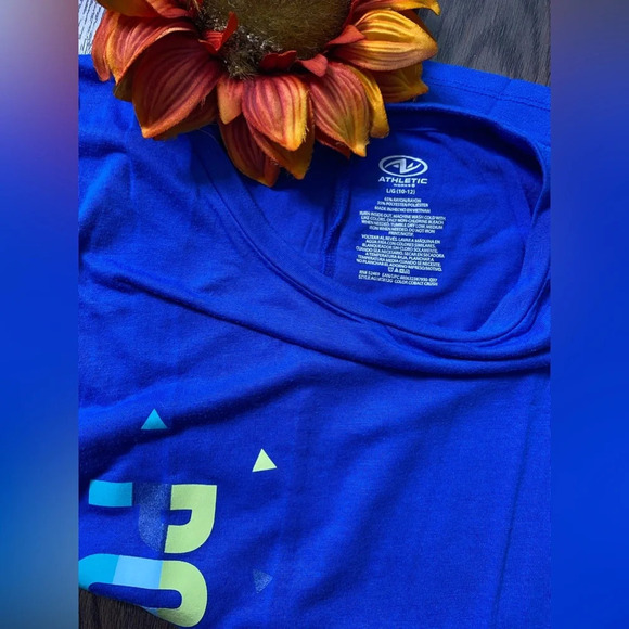 🌻5/$25🌻ATHLETIC WORKS Girls Powerful Shirt | LARGE | - Picture 5 of 5